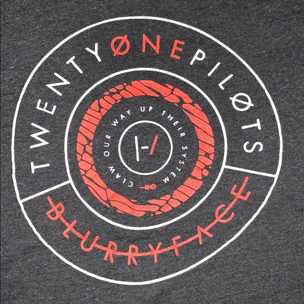 Twenty one pilots tshirt